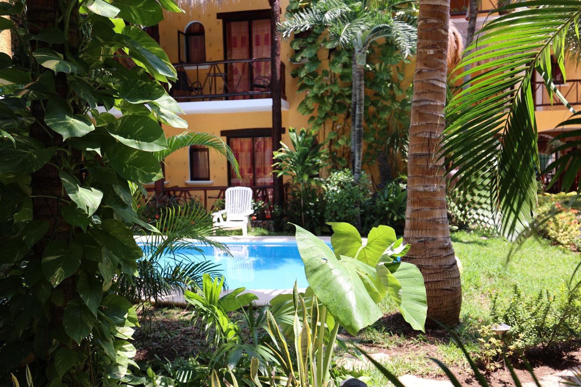 Hotel Bosque Caribe, 5Th Av. Zone Playa del Carmen Exterior photo