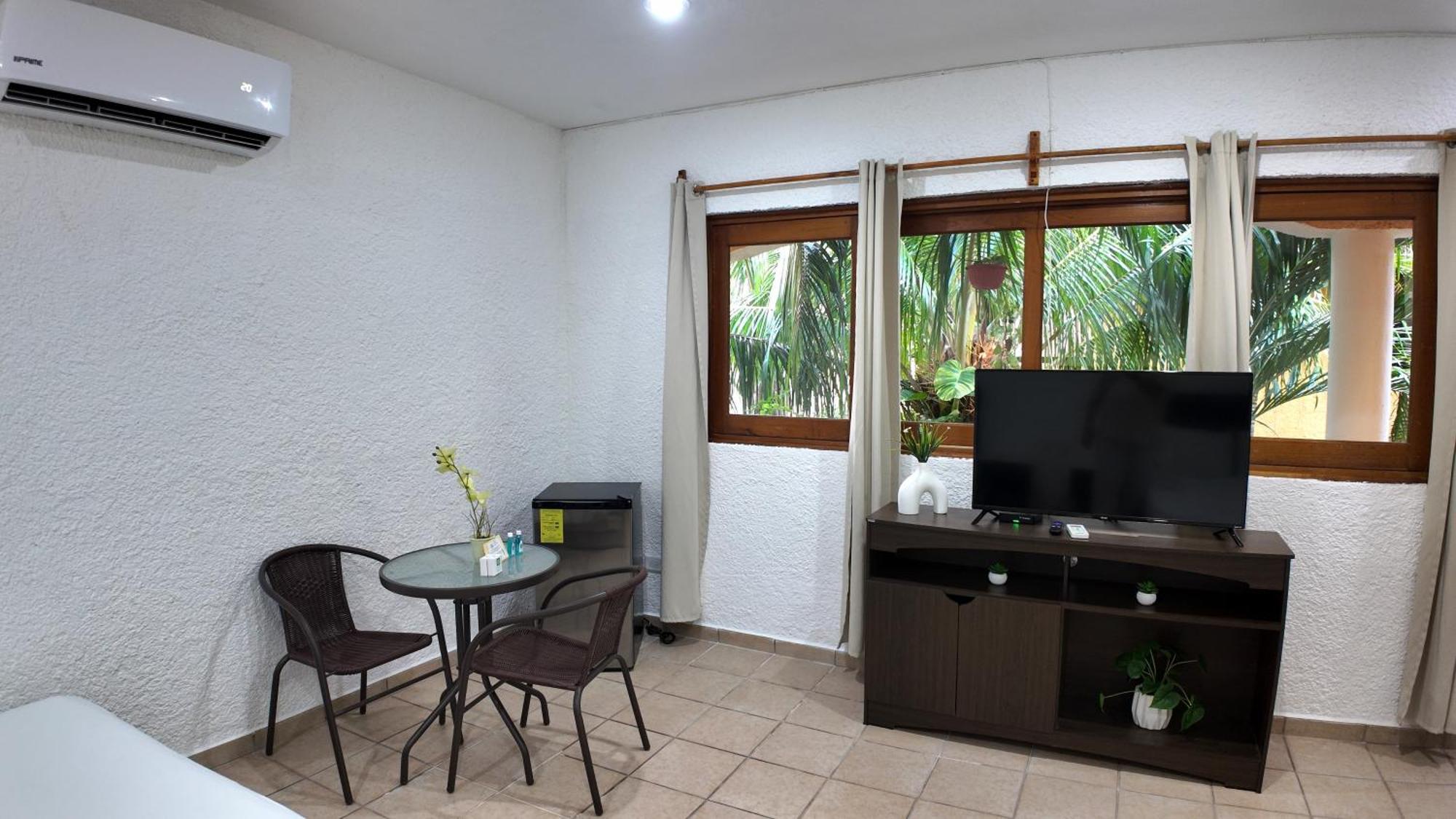 Hotel Bosque Caribe, 5Th Av. Zone Playa del Carmen Exterior photo